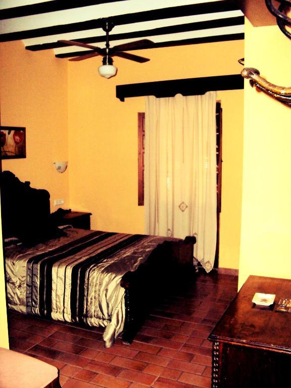 Alojamiento Turístico La Tinaja Requena Quarto foto