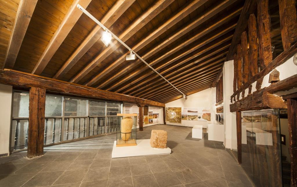 Alojamiento Turístico La Tinaja Requena Exterior foto